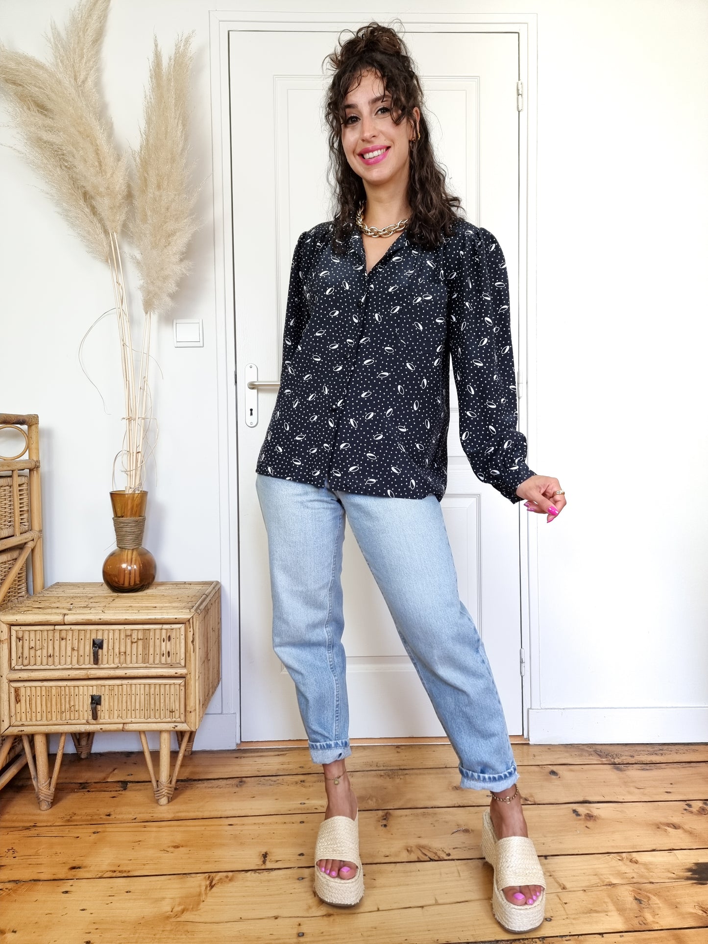Chemise pois et manches bouffantes noire et blanche