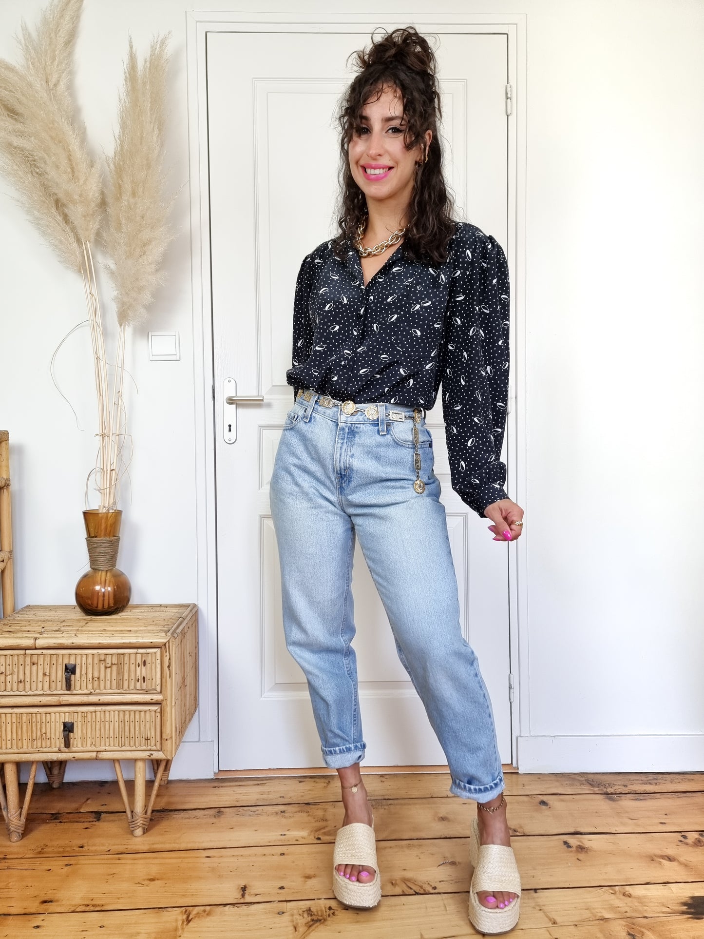 Chemise pois et manches bouffantes noire et blanche