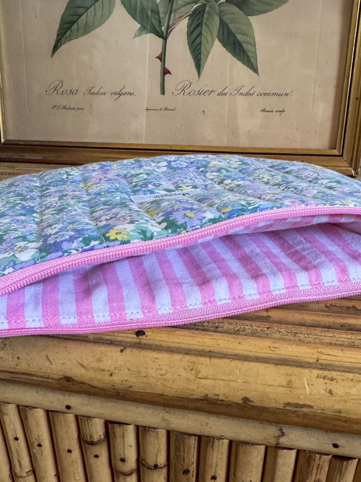 Trousse plate matelassée froufrou fleurie liberty